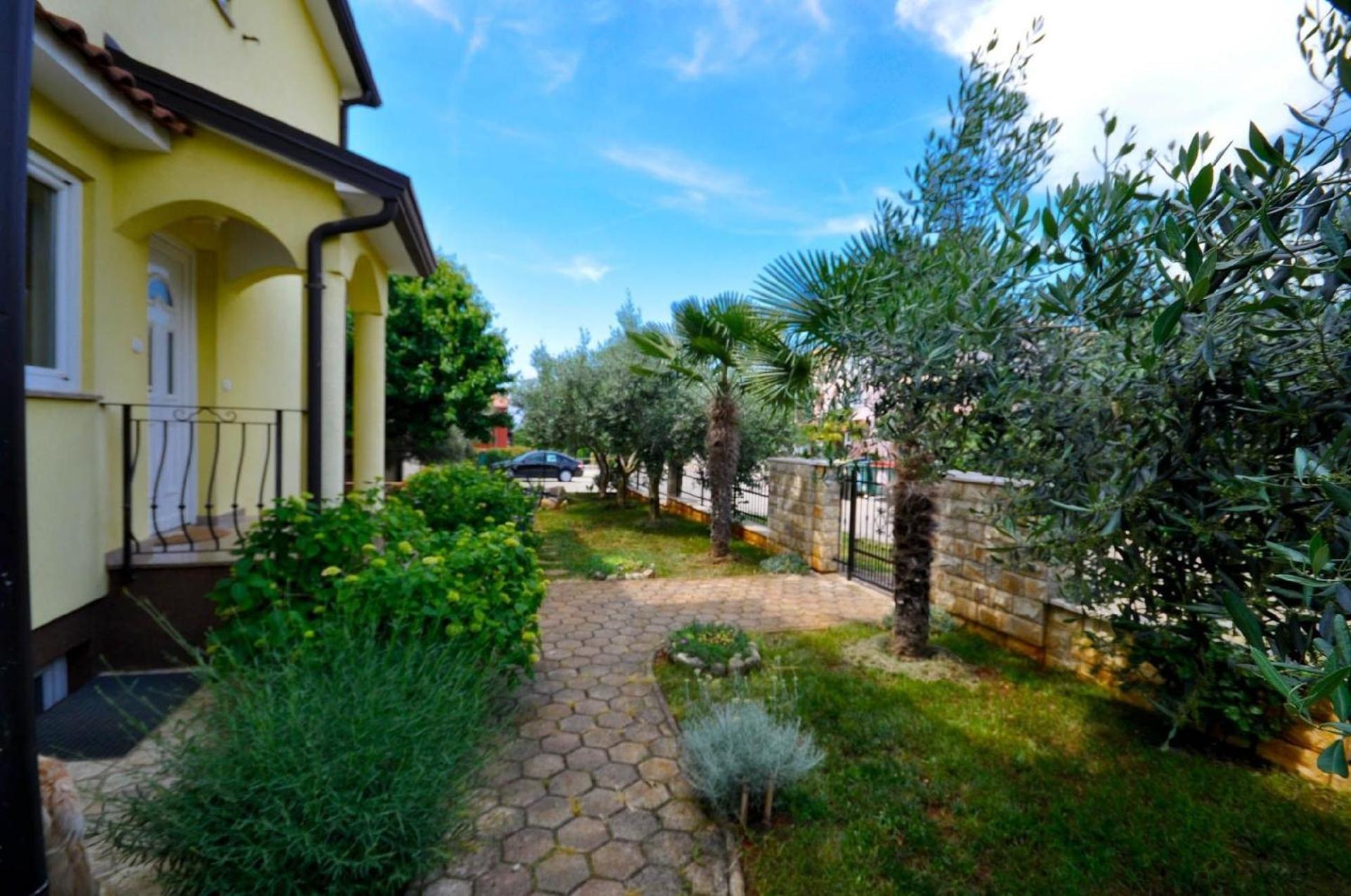 Karpinjan Ferienwohnung Fuer 2 Personen 30 M2 In Novigrad, Istrien מראה חיצוני תמונה