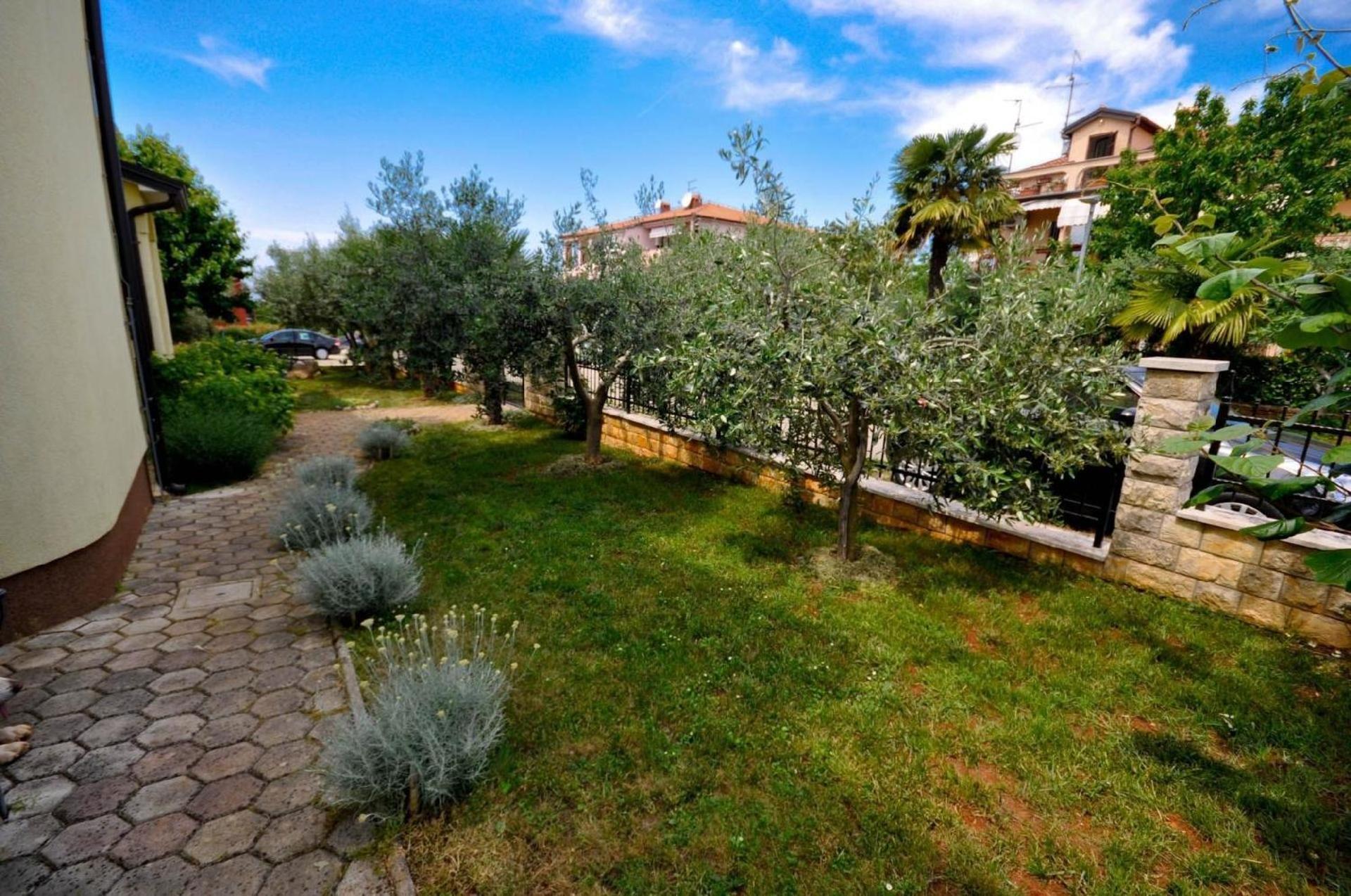 Karpinjan Ferienwohnung Fuer 2 Personen 30 M2 In Novigrad, Istrien מראה חיצוני תמונה